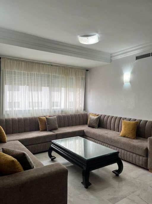 Appartement In The Heart Of Tanger Boulevard Exteriör bild